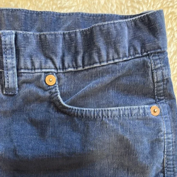 GAP Women's Blue Cordoroy shorts - Picture 6 of 8